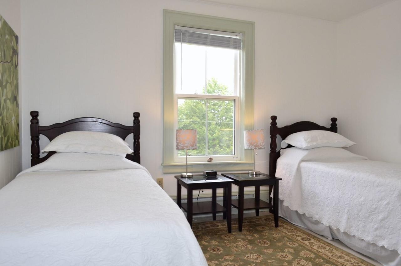 Still Point Lodge Deep Brook Extérieur photo