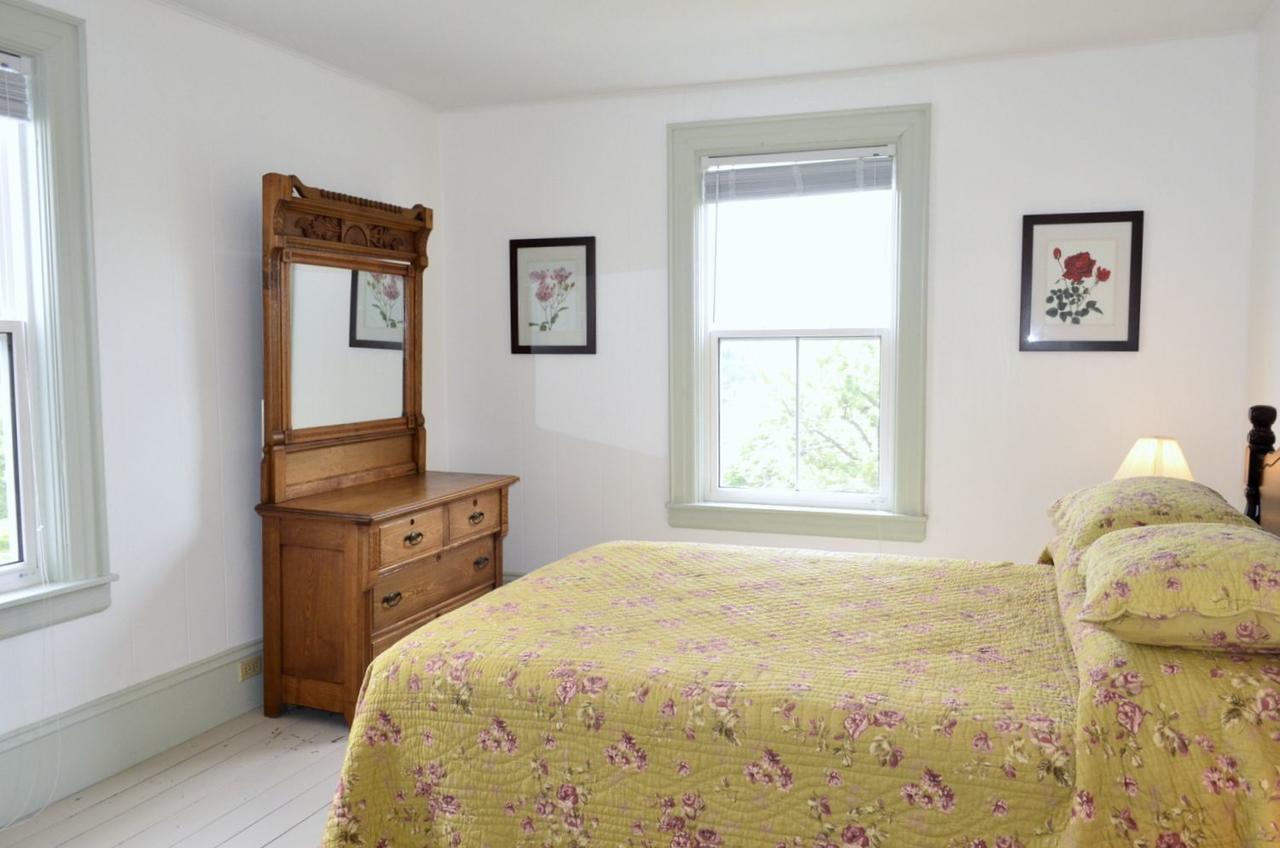 Still Point Lodge Deep Brook Extérieur photo