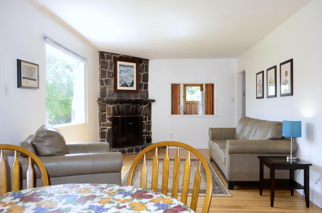 Still Point Lodge Deep Brook Extérieur photo